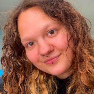 Meet your Posher, Carilyn